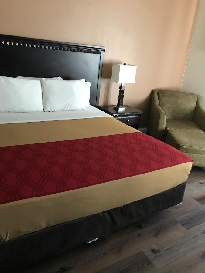 The Best Inn & Suites Markham Bagian luar foto